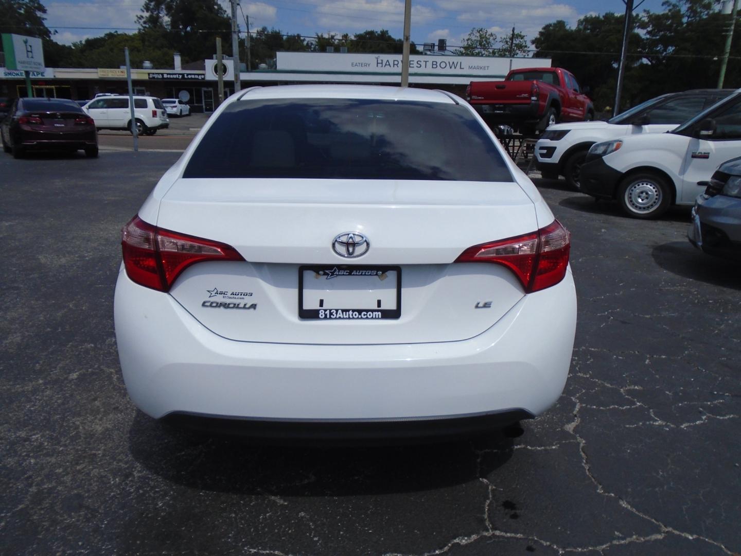 2018 Toyota Corolla (2T1BURHE6JC) , located at 6112 N Florida Avenue, Tampa, FL, 33604, (888) 521-5131, 27.954929, -82.459534 - Photo#3